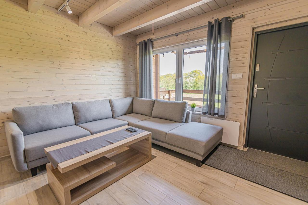 Wycisznia - Drewniane Domki Caloroczne Gieraltowiczki Extérieur photo