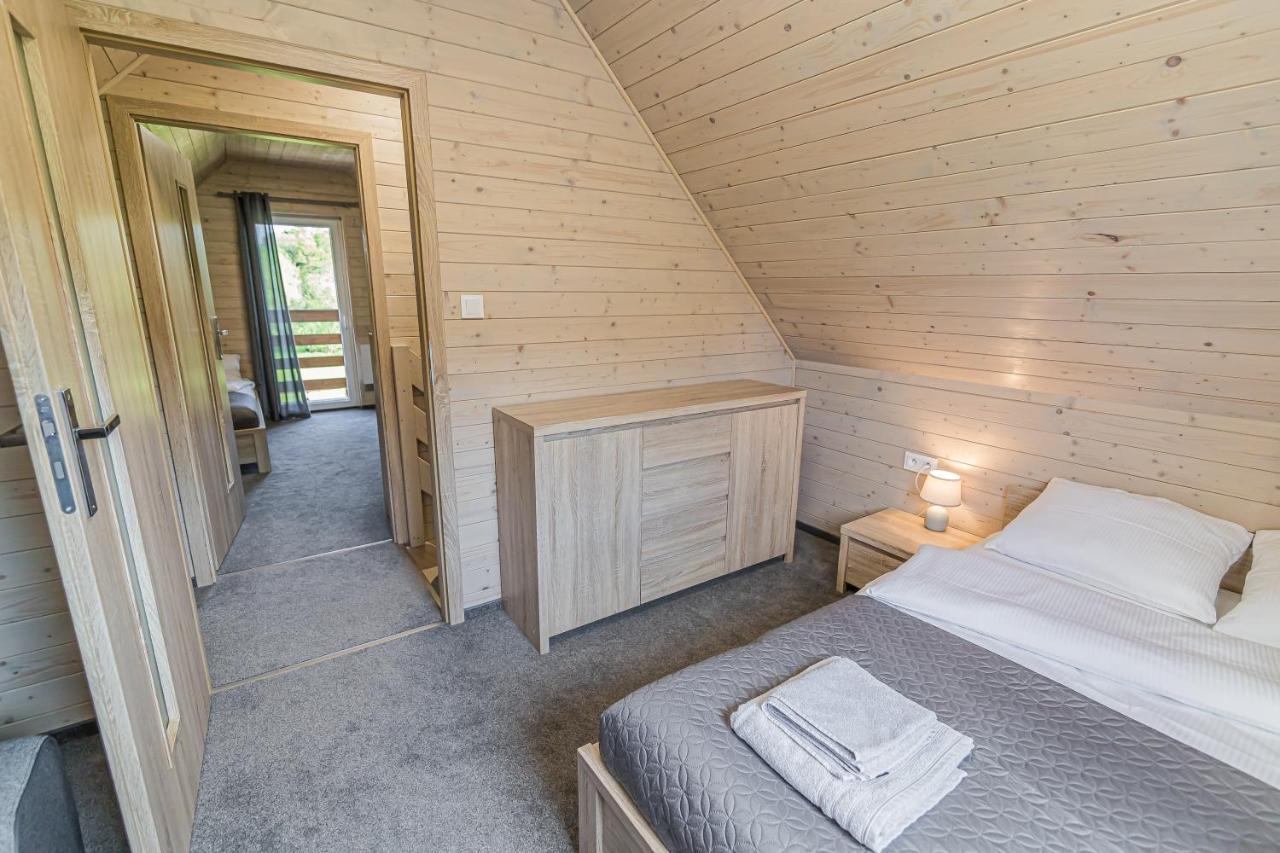 Wycisznia - Drewniane Domki Caloroczne Gieraltowiczki Extérieur photo